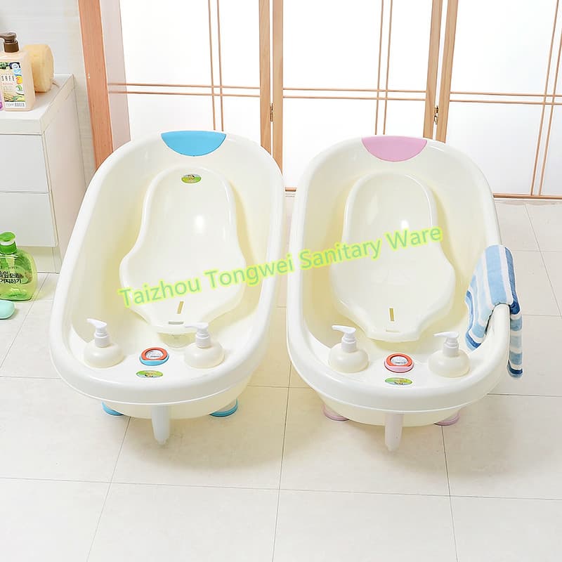 2015 hot selling cheap baby plastic bathtub with temperature
